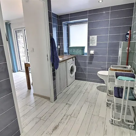 La Boucaliniere Holiday home *